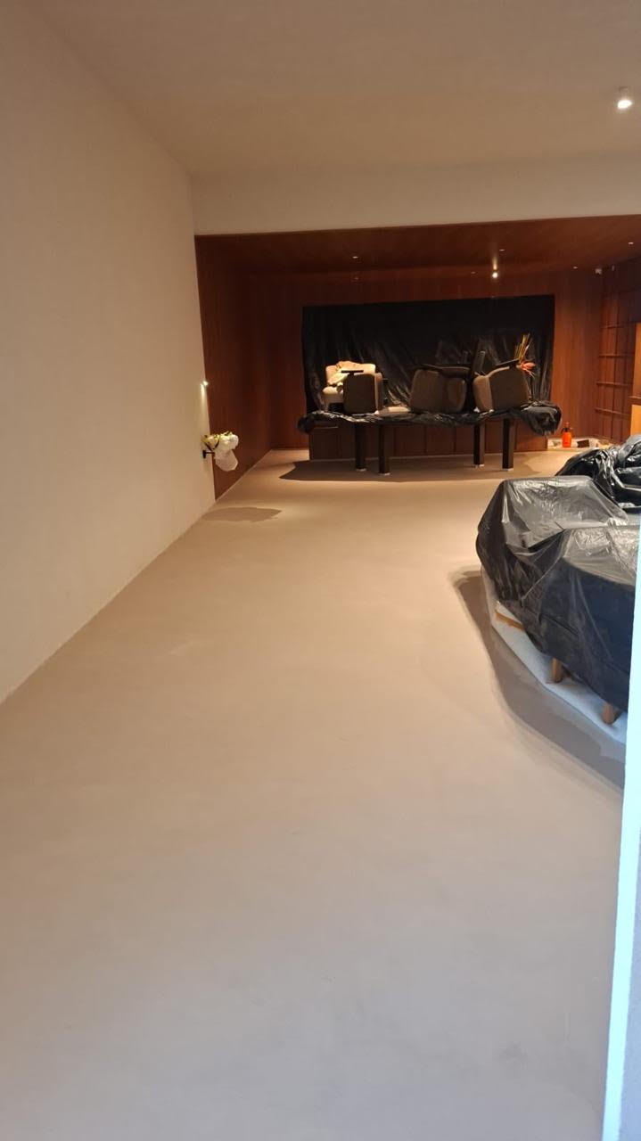 Instalação piso chukum no ATO 26 - CasaCorRS 2026